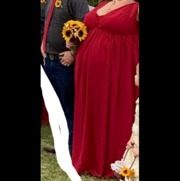 Burgundy brides maid dress - Picture 8 of 8